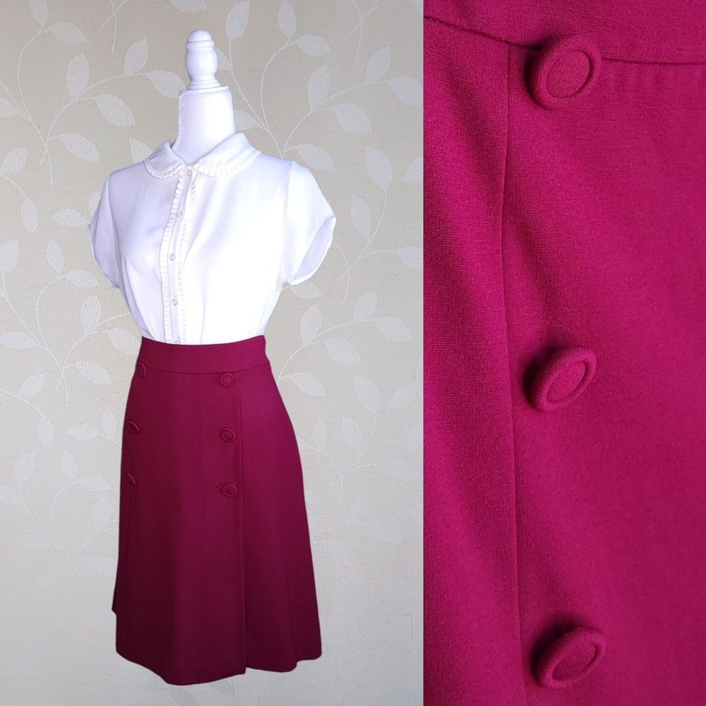 Talbots Retro Red A-Line Knit Skirt – Mod Button Detail Size 10